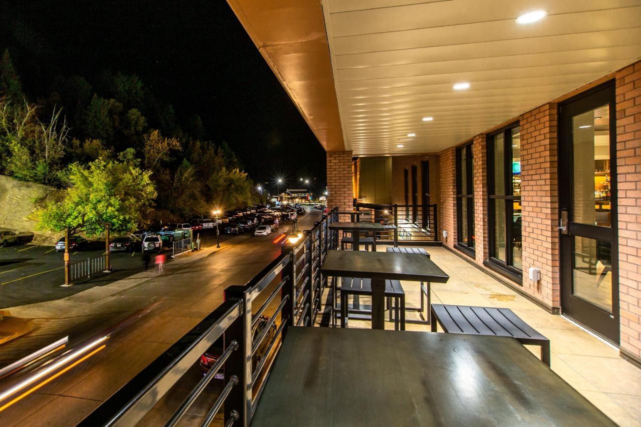 Four Points By Sheraton Deadwood Exteriör bild